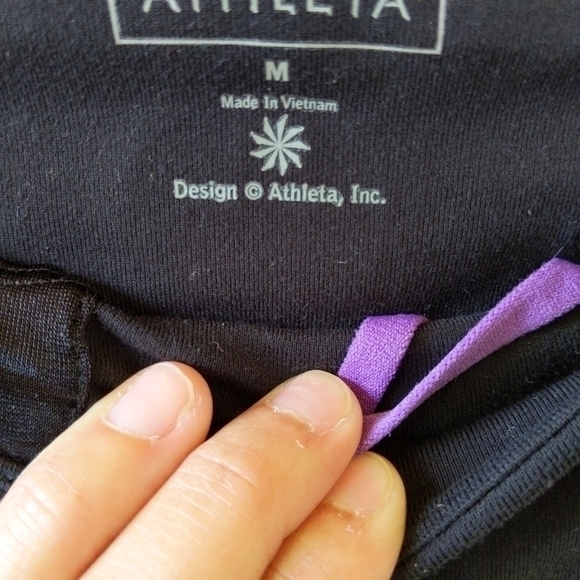 Athleta relay crop‎ Capri - Picture 3 of 4